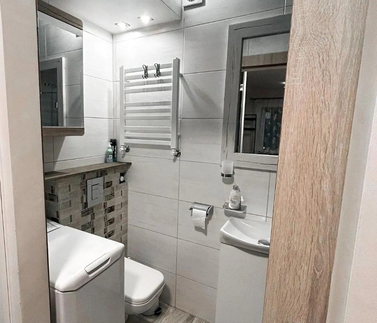 Apartament Nowoczesne Studio Z Ogrodem I Parkingiem Poznań